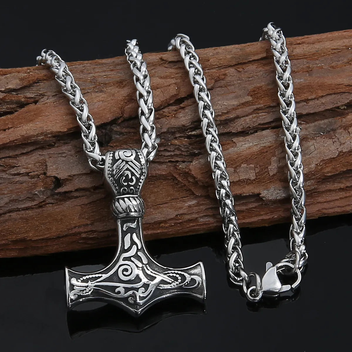 MJOLNIR VIKING NECKLACE