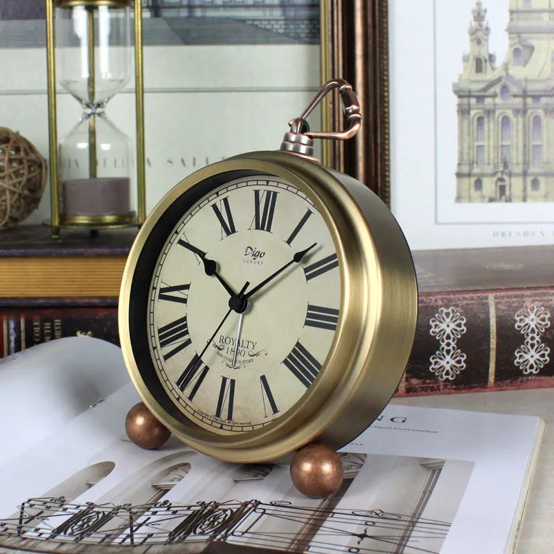 VINTAGE ROYALTY CLOCK