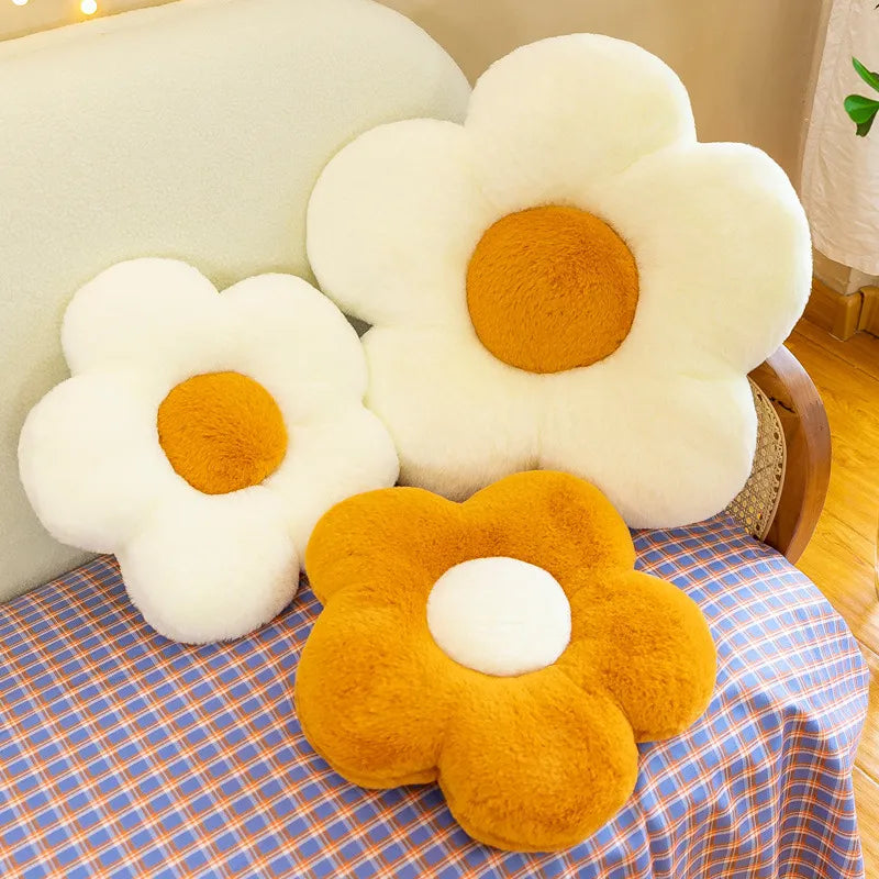 BLOOM CUSHION