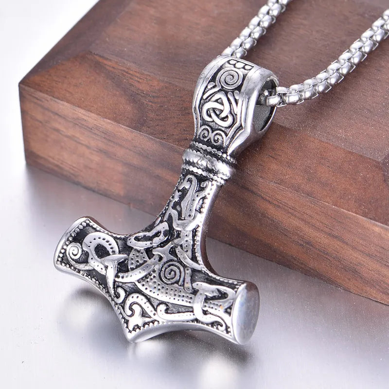 MJOLNIR VIKING NECKLACE
