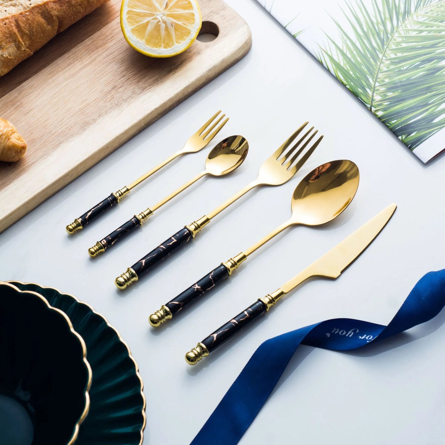 LUXE MARBLE CUTLERY SET