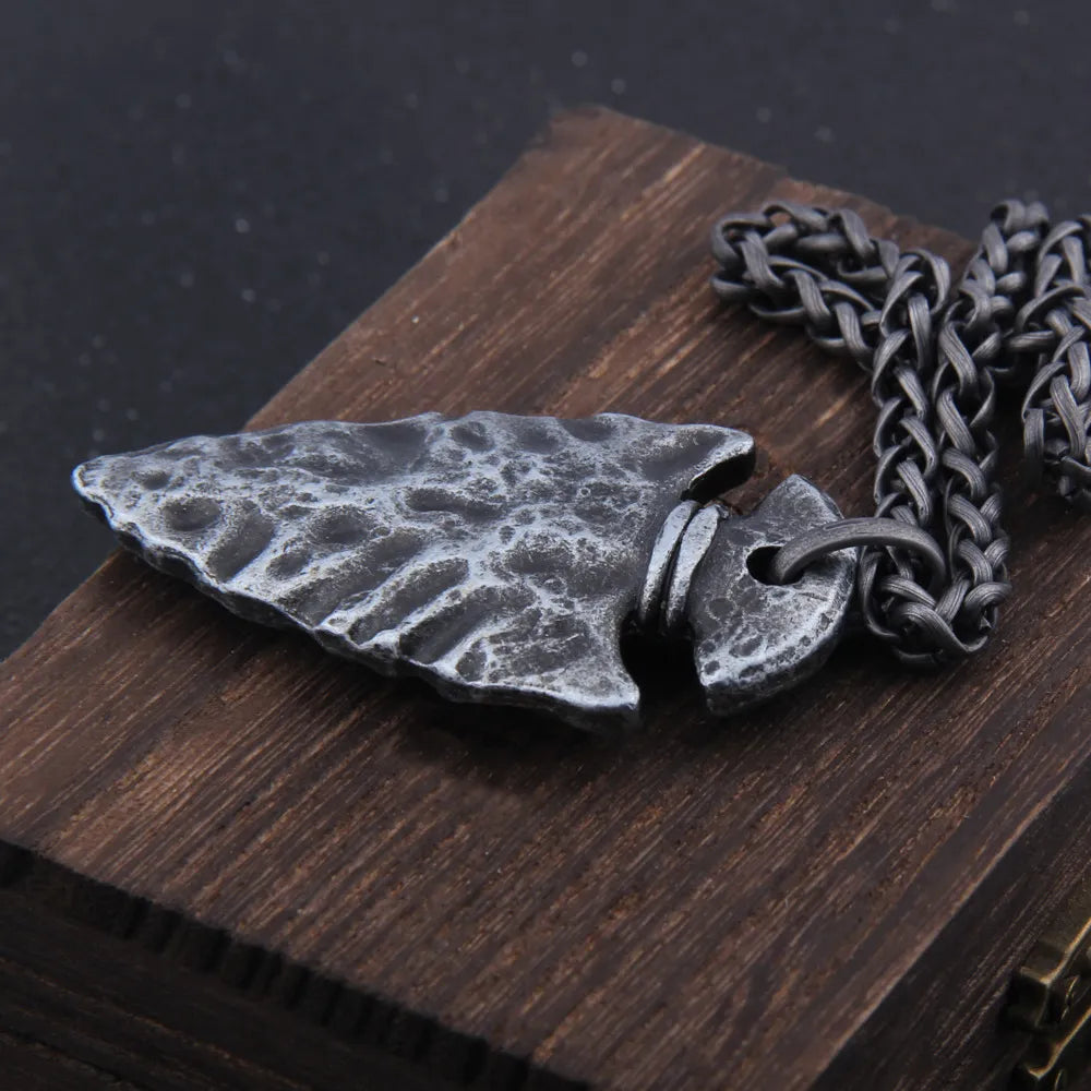 VIKING COMPASS RUNE PENDANT