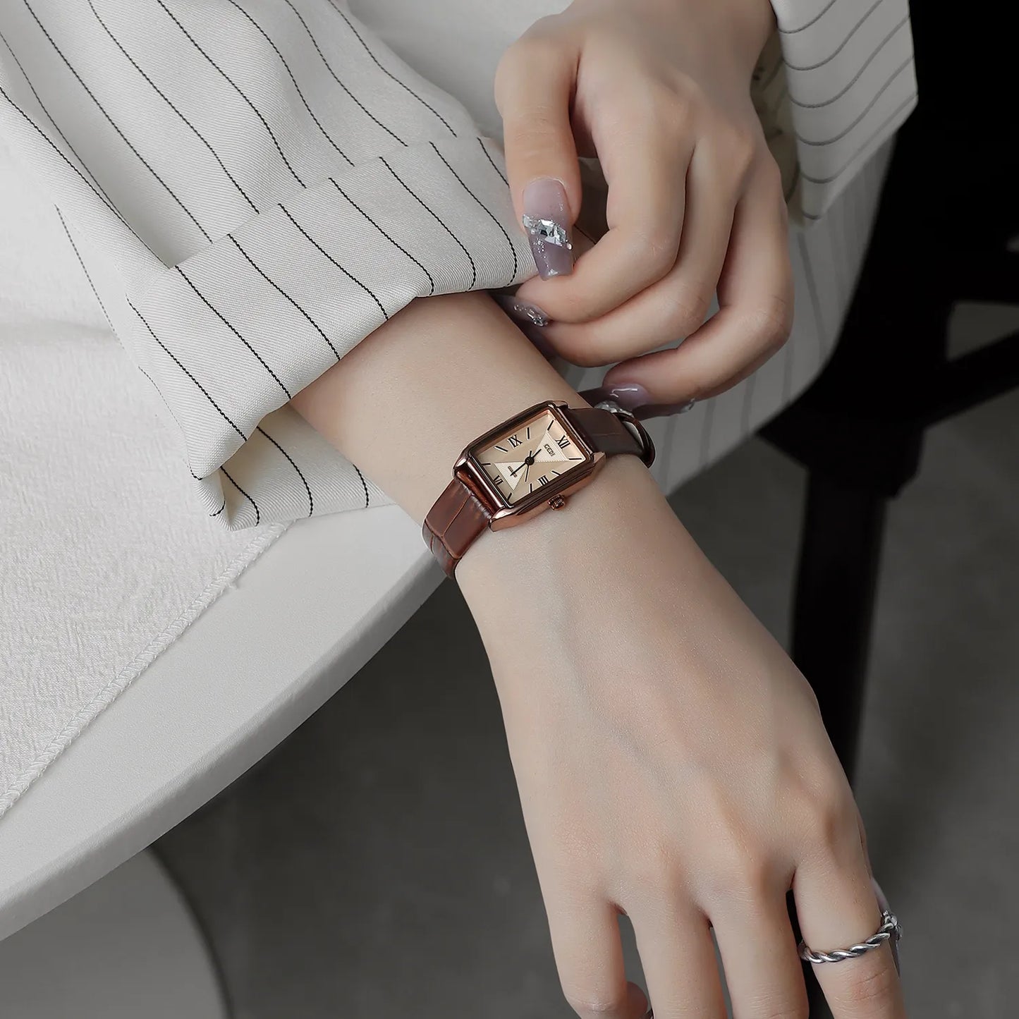 Bella Carré Leather Watch