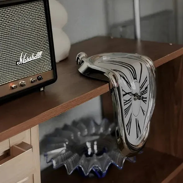 DALI MELTING CLOCK