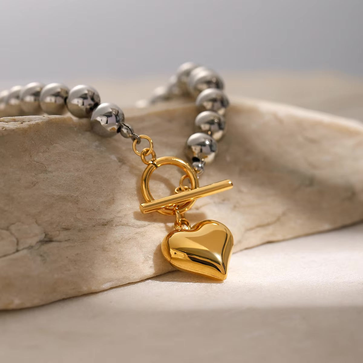 Alicia Chunky Bead Heart Bracelet 2