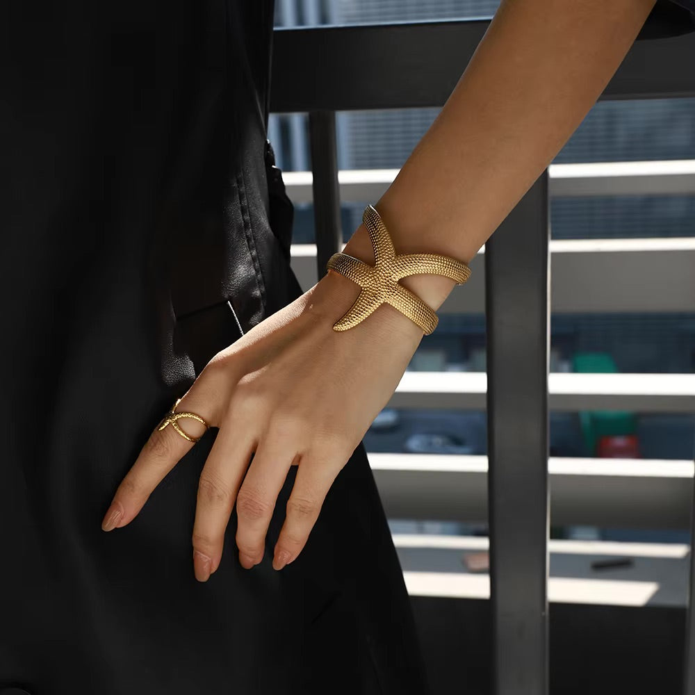 Annika Gold Starfish Cuff 1
