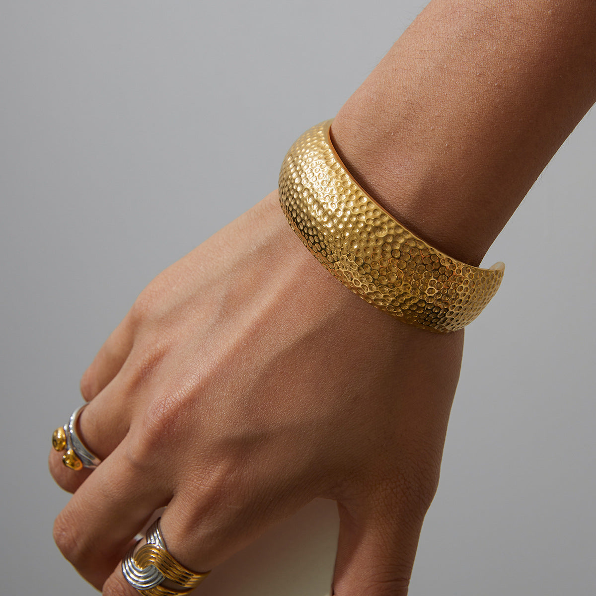 Cheyenne Textured Gold Band 2
