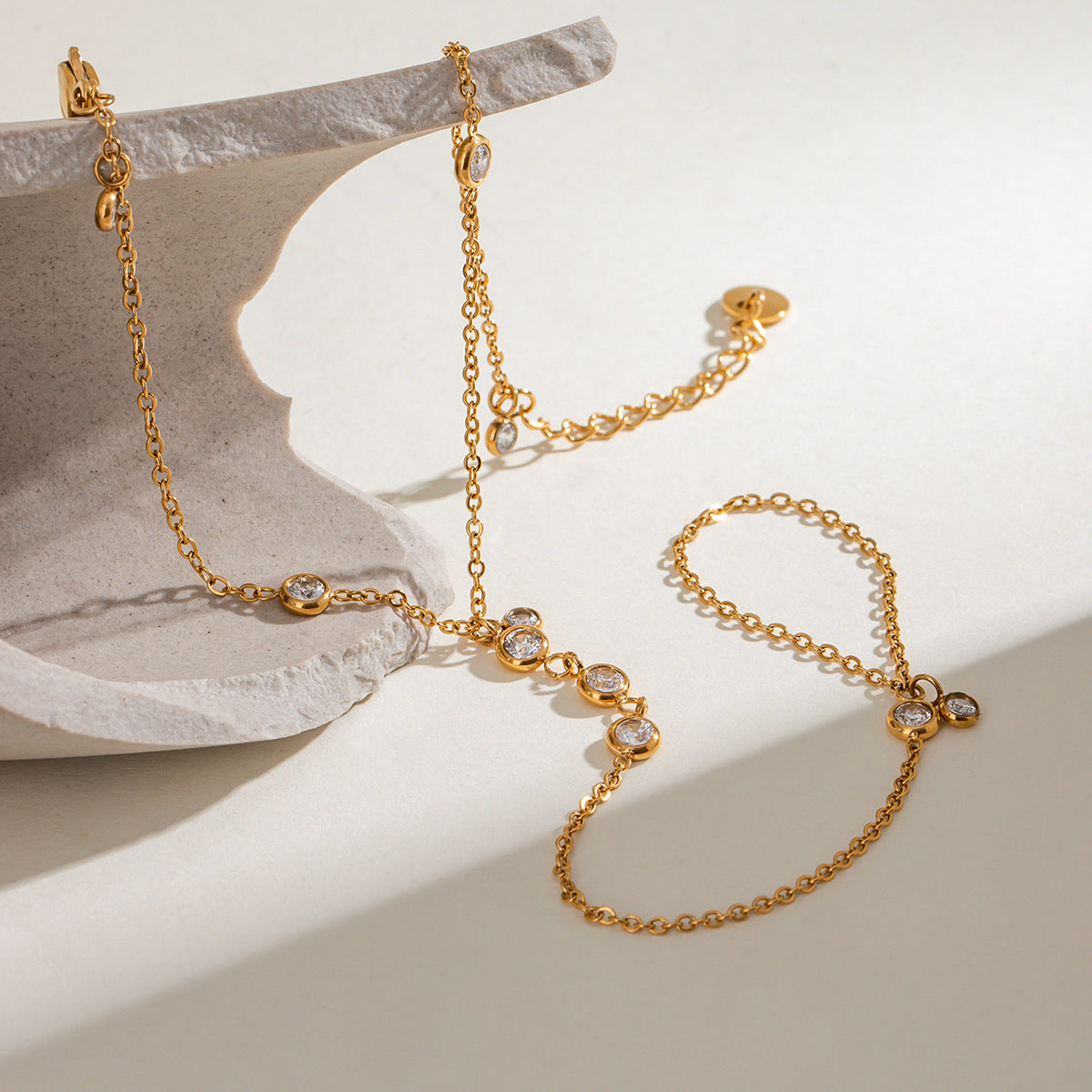Elina Diamond Hand Chain 4