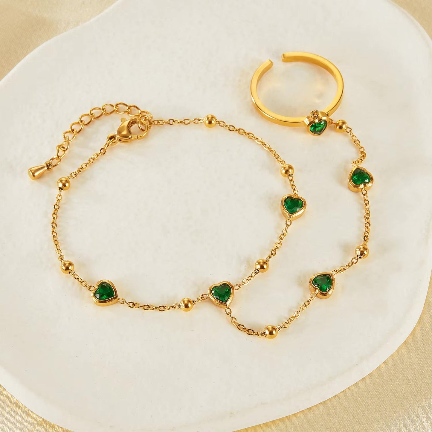 Gladys Emerald Heart Hand Chain 3