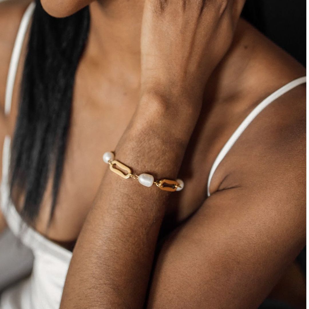 Janna Pearl Chain Bracelet 1