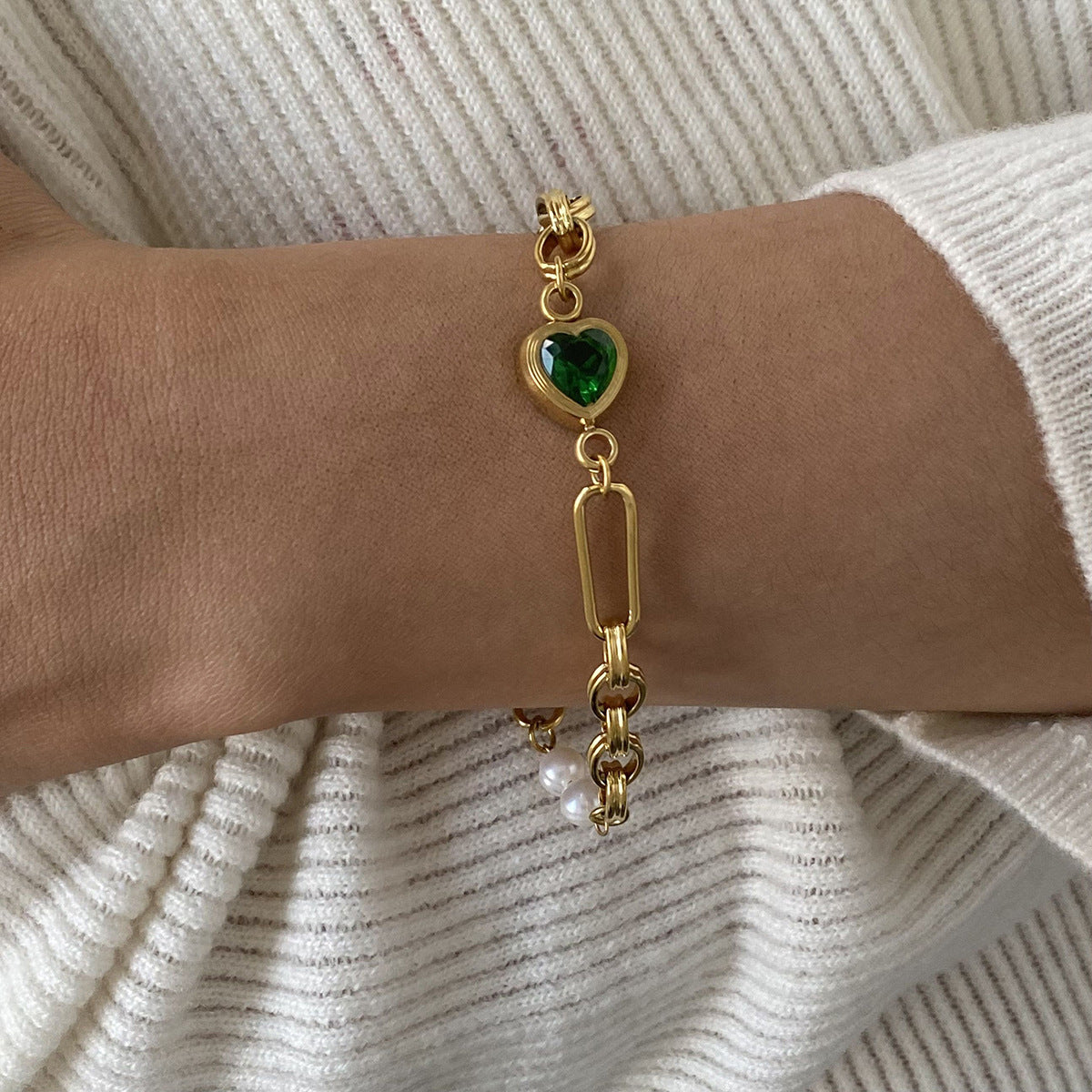 Maddison Pearl Chain Gold Bracelet 1