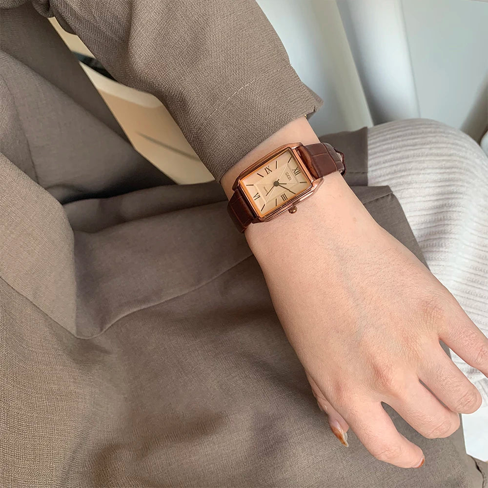 Bella Carré Leather Watch