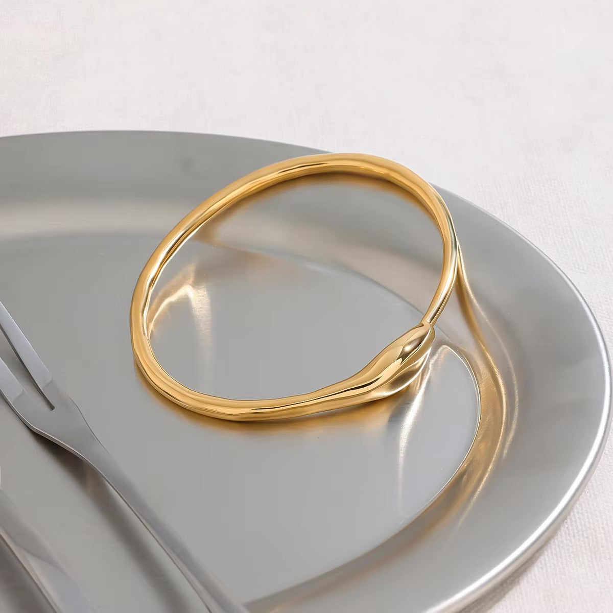 Vinny Gold Bangle 3