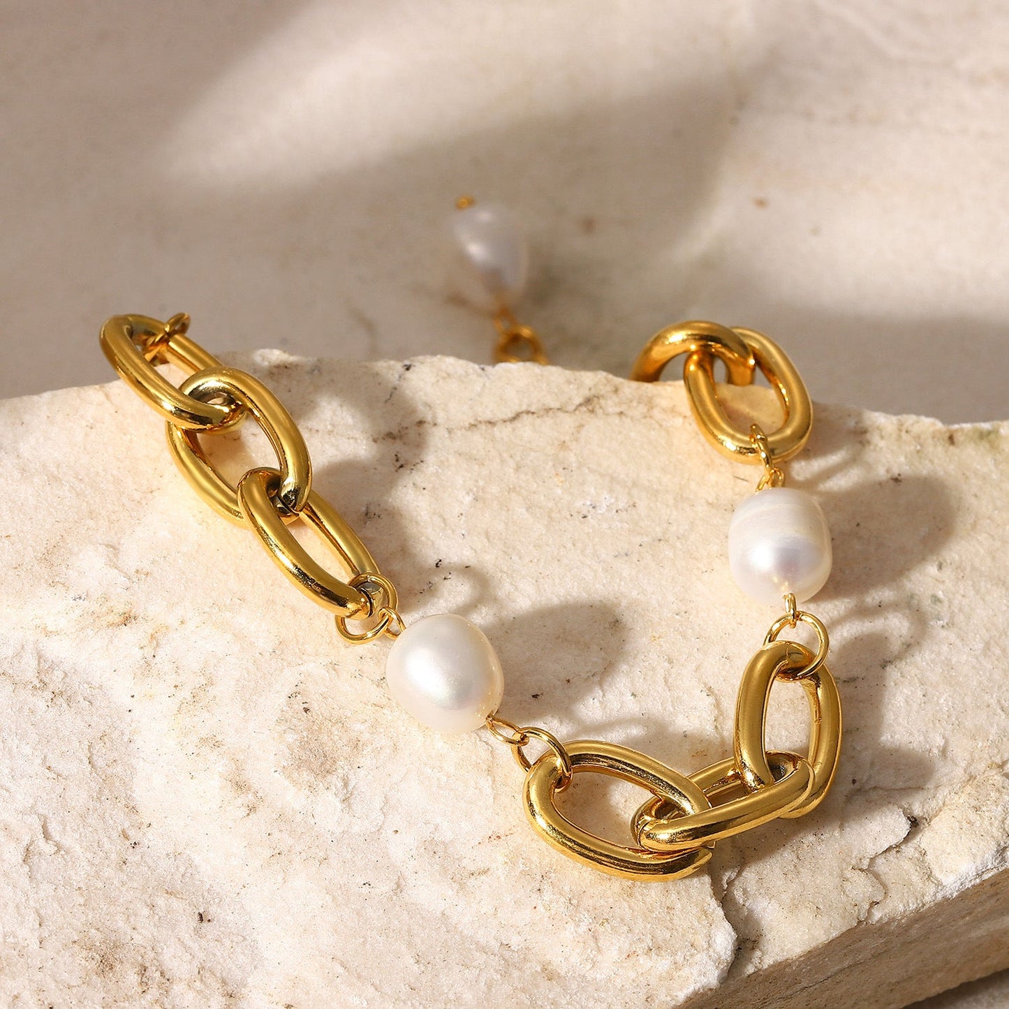Ysabel Chunky Freshwater Pearl Bracelet 5