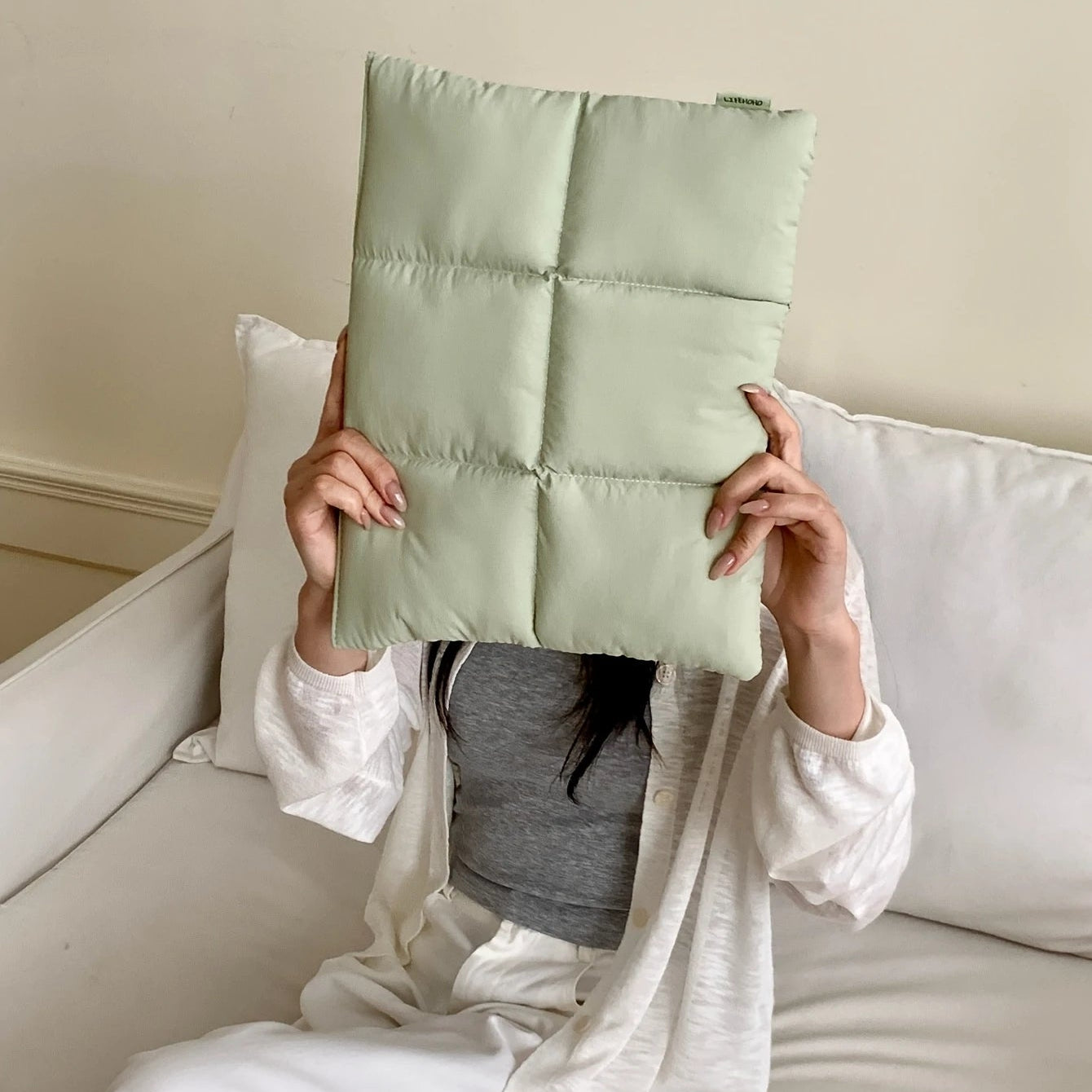 Puffer Magnetic LapTop Case