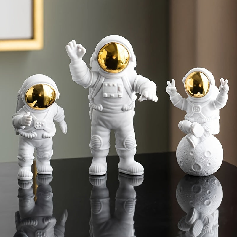 COSMIC EXPLORER ASTRONAUT SET