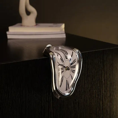 DALI MELTING CLOCK