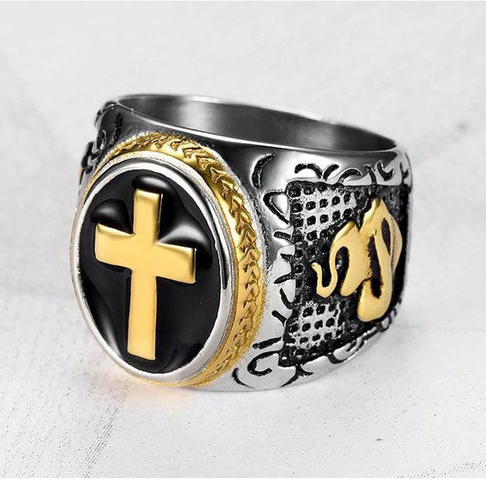 Sanctus Ring