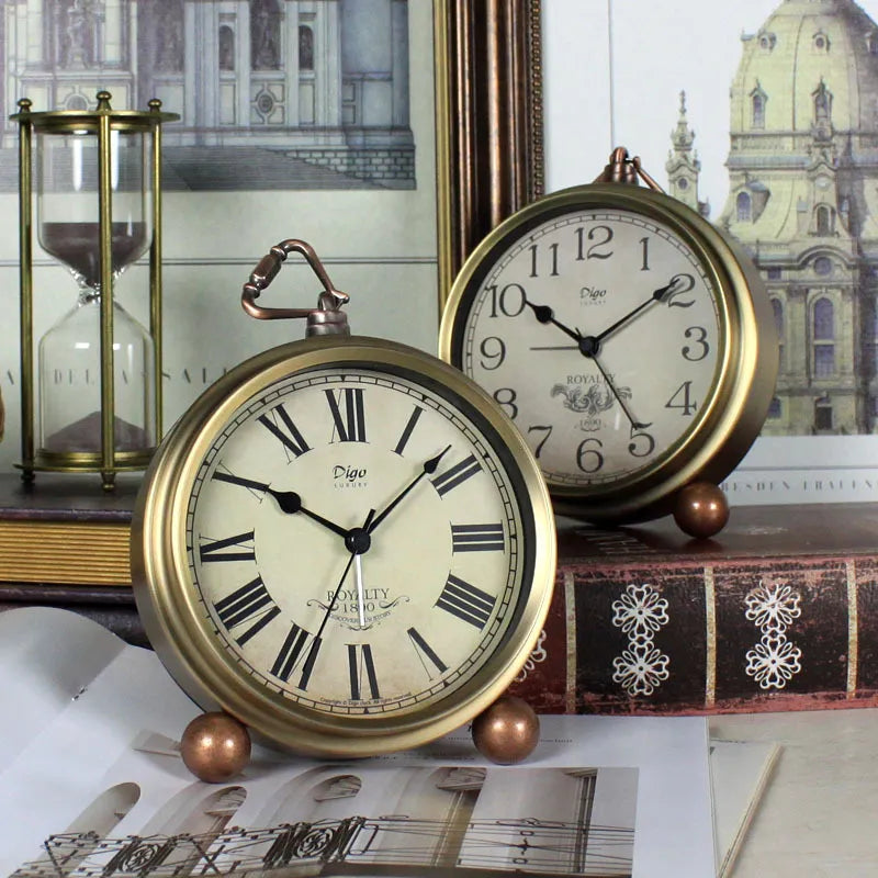 VINTAGE ROYALTY CLOCK