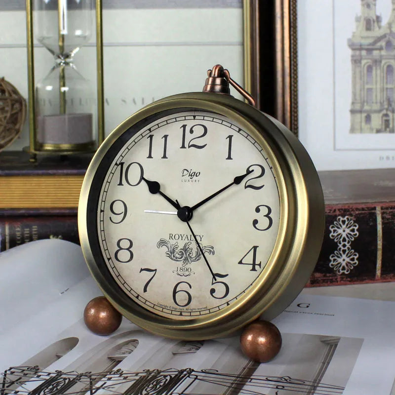 VINTAGE ROYALTY CLOCK