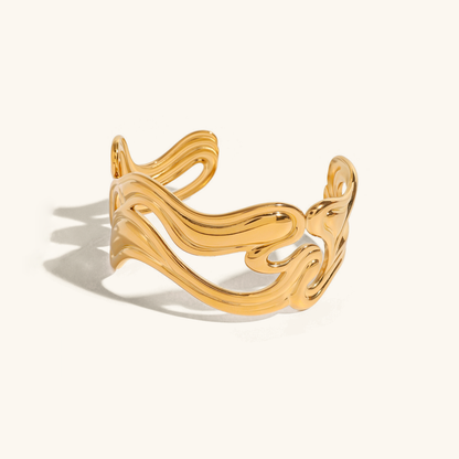 Anissa Wavy Gold Bracelet 0