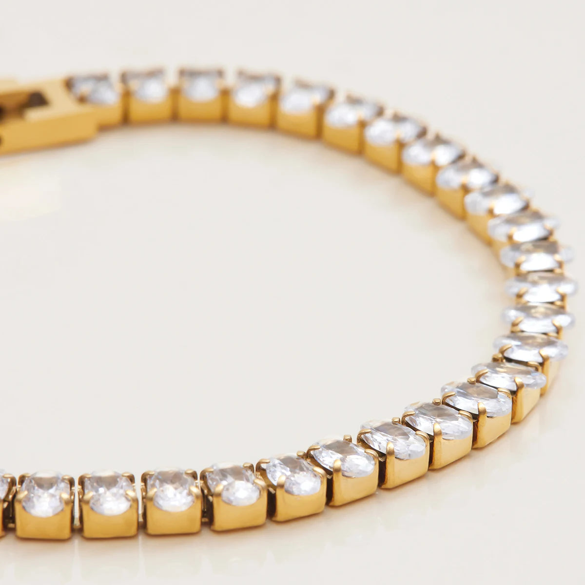 Avaria Oval Cut Tennis Bracelet 6