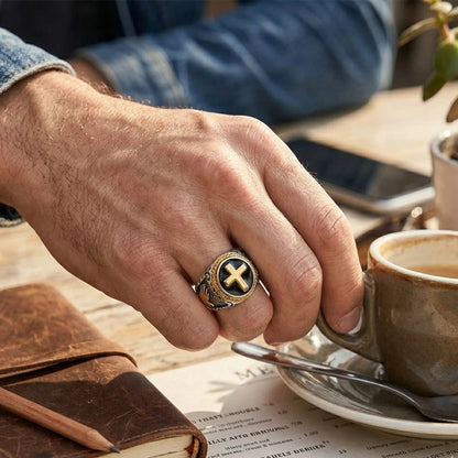 Sanctus Ring