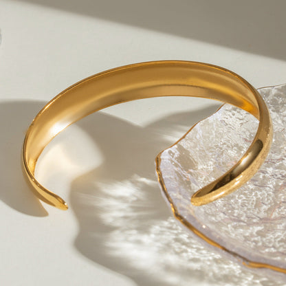 Marissa Gold Bangle 3
