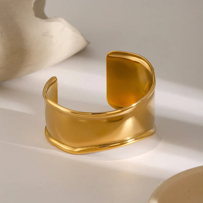 Nellie Smooth Gold Cuff 3