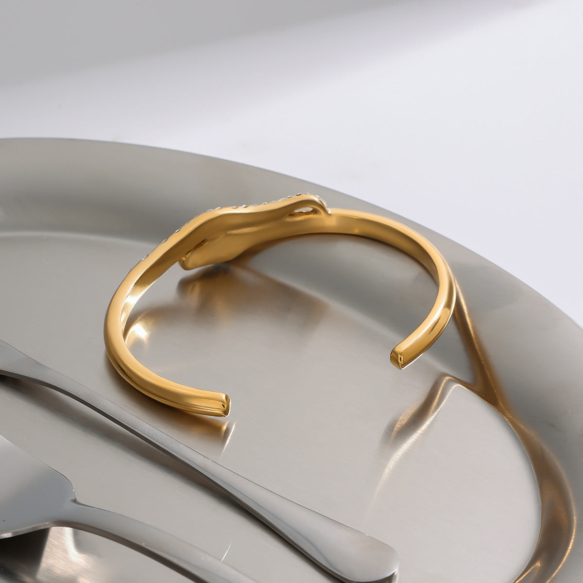 Rosalee Serpentine Diamond Bangle 5