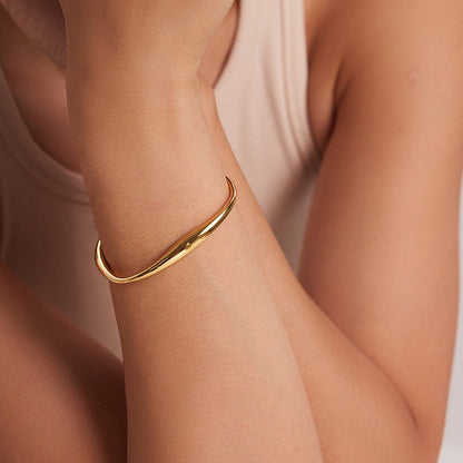 Tiffany Gold Bangle 1