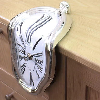 DALI MELTING CLOCK