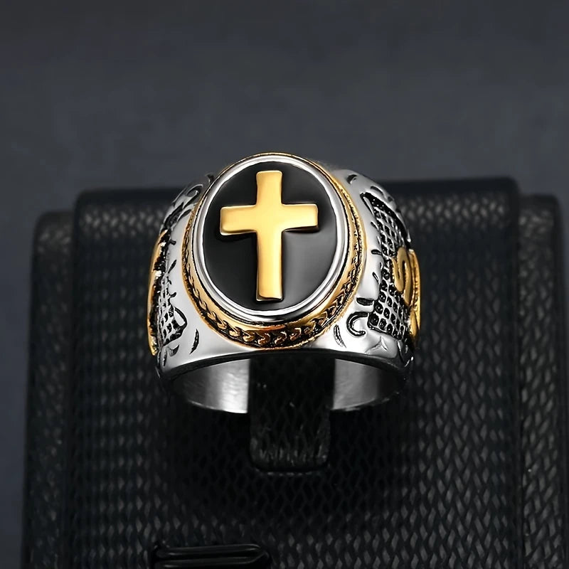 Sanctus Ring
